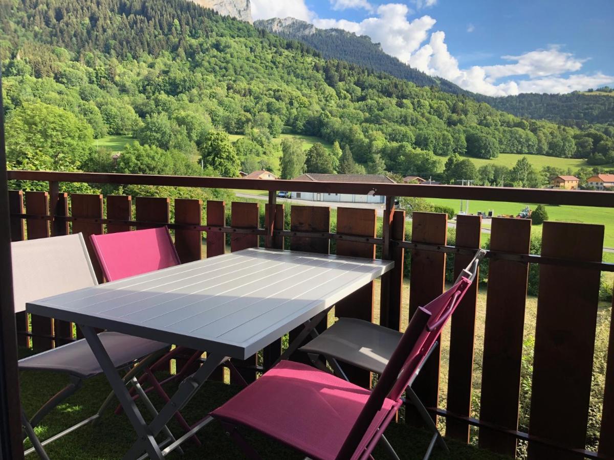 Studio Agreable Et Cosy Avec Vue Sur Les Memises Толлон Экстерьер фото