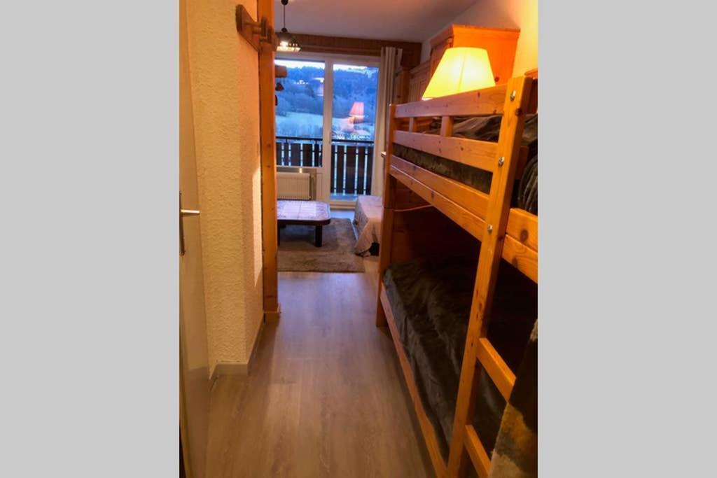 Studio Agreable Et Cosy Avec Vue Sur Les Memises Толлон Экстерьер фото